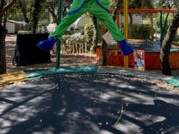 Camping Pas Cher vous présente avec son site Officiel campingpascher.fr, le Camping Flower Le Fondespierre classé 3 étoiles, situé sur la commune de Castries dans le département Hérault (Languedoc Roussillon) en France. Le camping Flower Le Fondespierre, vous présente un hébergement de type mobil-home de 15 m² avec climatisation et télévision. Le camping Flower Le Fondespierre vous propose du sam. 14 mars au sam. 21 mars 2026 pour 7 nuits à 406€. Cette location propose 185 dates différentes pour réserver votre séjour. Découvrez également les 11 autres gammes d'hébergements du camping. Les Avis clients pour le Camping Flower Le Fondespierre sont excellents avec une note moyenne de 8 sur 10. MerRivière, Piscine extérieure, Animations familiales, Aire de jeux enfants, Baby-foot, Canoë-kayak, Ping-pong, Pétanque, Randonnée, Structure gonflable enfants, Trampoline, Bar, Dépôt de pain, Plats à emporter, Snack/Bar, Épicerie,... En savoir plus : cliquez-ICI.