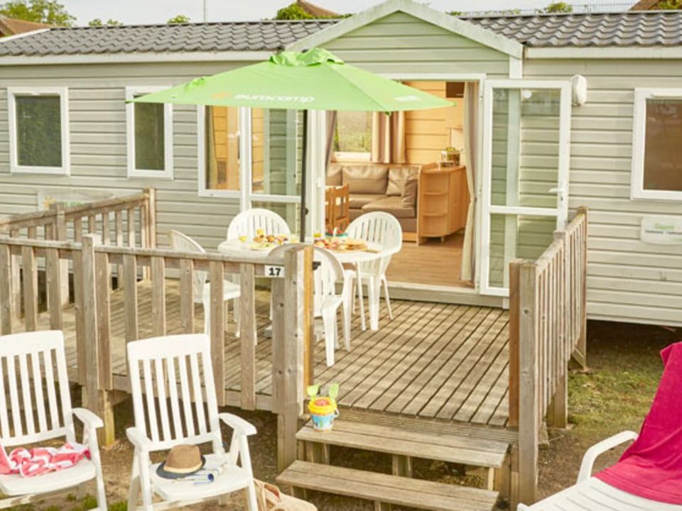 Cliquez pour découvrir toutes les photos de l'HÉBERGEMENT ! mobil-home - établissement Ca Savio photo 3
