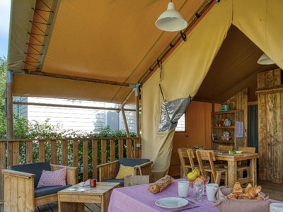 Cliquez pour découvrir toutes les photos de l'HÉBERGEMENT ! tente - Le Rocher De La Cave photo 2
