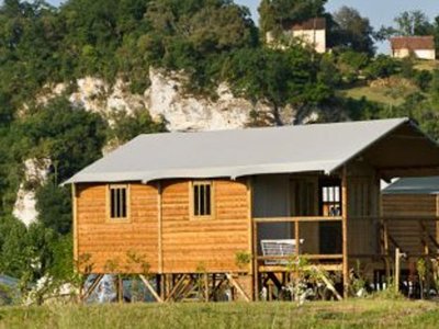 Cliquez pour découvrir toutes les photos de l'HÉBERGEMENT ! tente - Le Rocher De La Cave photo 8