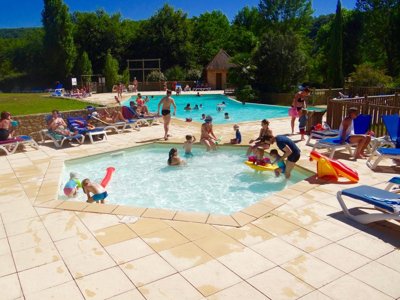 camping Le Rocher De La Cave photo 3