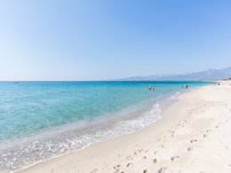 Camping Pas Cher vous présente avec son site Officiel campingpascher.fr, le Établissement Via Romana, situé sur la commune de Prunelli Di Fiumorbo dans le département Corse Du Nord (Corse) en France. L'établissement Via Romana vous propose un hébergement de type mobil-home de 31 m². L'établissement vous propose 6 autres types d'hébergements. Découvrez tous nos séjours à petits prix dans la commune et aux alentours de Prunelli Di Fiumorbo du département : Corse Du Nord (Corse).... En savoir plus : cliquez-ICI.