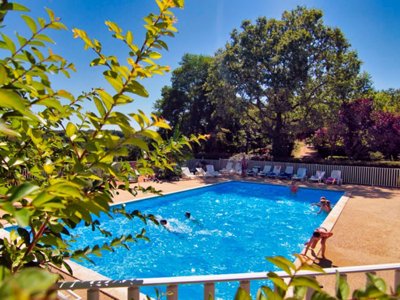 camping Le Pech De Caumont photo 2