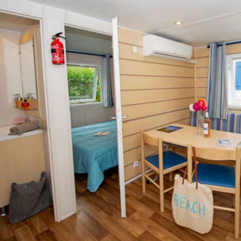 Cliquez pour découvrir toutes les photos de l'HÉBERGEMENT ! mobil-home - De La Baie photo 4