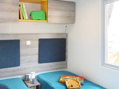 Cliquez pour découvrir toutes les photos de l'HÉBERGEMENT ! mobil-home - De La Baie photo 6
