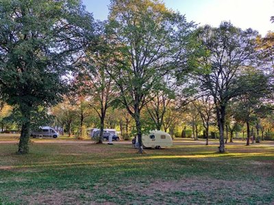 Cliquez pour découvrir toutes les photos de l'ÉTABLISSEMENT ! camping De Boyse photo 2