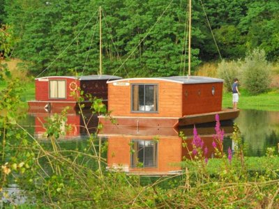 Cliquez pour découvrir toutes les photos de l'ÉTABLISSEMENT ! camping Village Toue Du Domaine Des Demoiselles photo 18