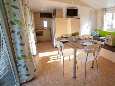 Cliquez pour découvrir toutes les photos de l'HÉBERGEMENT ! mobil-home - De La Treille photo 2