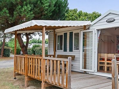 Cliquez pour découvrir toutes les photos de l'HÉBERGEMENT ! mobil-home - Residence Village photo 2