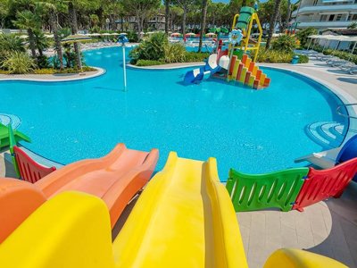 Cliquez pour découvrir toutes les photos de l'ÉTABLISSEMENT ! camping Residence Village photo 4
