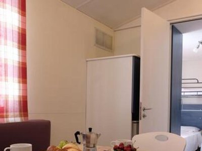 Cliquez pour découvrir toutes les photos de l'HÉBERGEMENT ! mobil-home - Residence Village photo 8