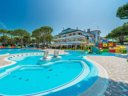 Cliquez pour découvrir toutes les photos de l'ÉTABLISSEMENT ! camping Residence Village photo 7