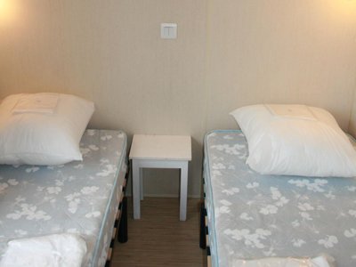 Cliquez pour découvrir toutes les photos de l'HÉBERGEMENT ! mobil-home - Le Rochat photo 6