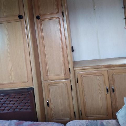 Cliquez pour découvrir toutes les photos de l'HÉBERGEMENT ! caravane - Le Rochat photo 3