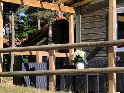 Cliquez pour découvrir toutes les photos de l'HÉBERGEMENT ! chalet - Les Sous Bois Du Lac photo 2