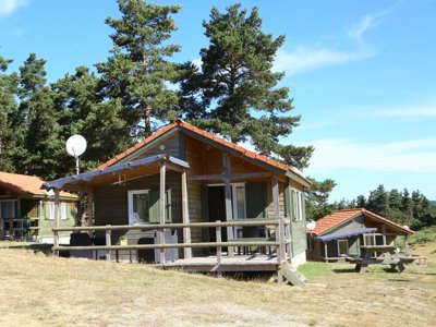 Cliquez pour découvrir toutes les photos de l'HÉBERGEMENT ! chalet - Les Sous Bois Du Lac photo 9