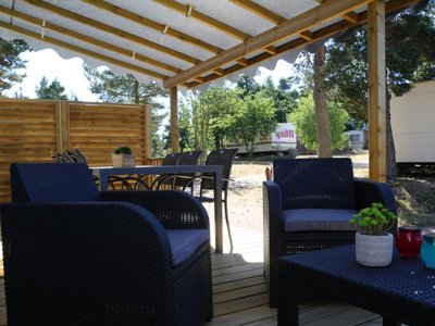 Cliquez pour découvrir toutes les photos de l'HÉBERGEMENT ! mobil-home - Les Sous Bois Du Lac photo 2