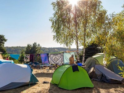 Cliquez pour découvrir toutes les photos de l'ÉTABLISSEMENT ! camping Les Sous Bois Du Lac photo 26