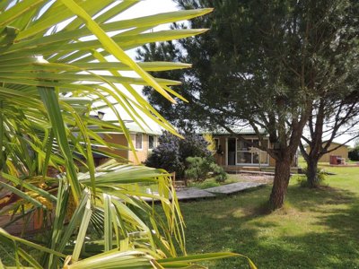 Cliquez pour découvrir toutes les photos de l'ÉTABLISSEMENT ! résidence Les Chalets D'Auvergne photo 25