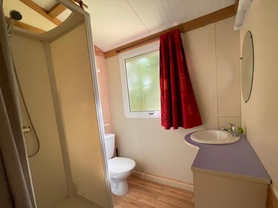 Cliquez pour découvrir toutes les photos de l'HÉBERGEMENT ! chalet - Les Chalets D'Auvergne photo 4