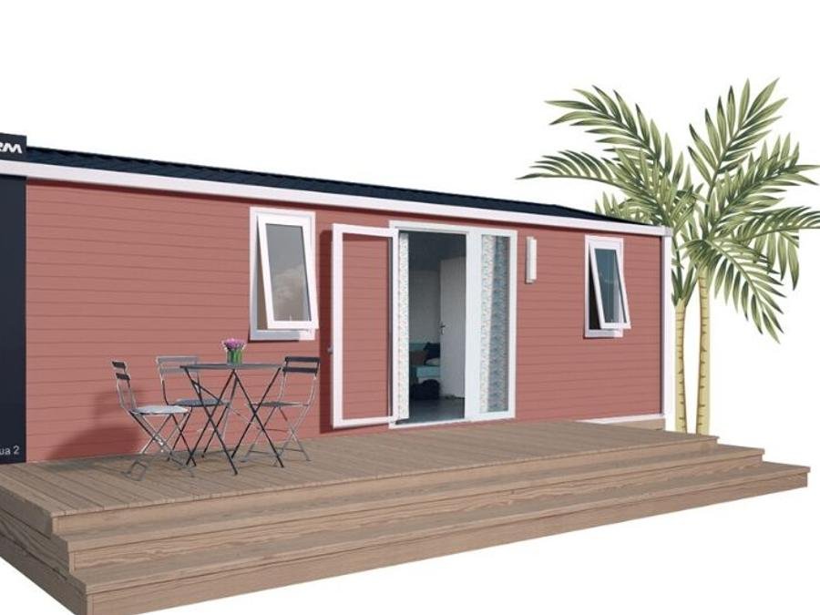 Camping Pas Cher vous présente avec son site Officiel campingpascher.fr, le Camping Les Pirons classé 5 étoiles, situé sur la commune de Les Sables D'olonne dans le département Vendée (Pays De La Loire) en France. Le camping Les Pirons vous propose un hébergement de type mobil-home de 31 m² pour 6 personnes avec climatisation (télévision). L'établissement vous propose 84 autres types d'hébergements. Découvrez tous nos séjours à petits prix dans la commune et aux alentours de Les Sables D'olonne du département : Vendée (Pays De La Loire). Les Avis clients pour le Camping Les Pirons sont excellents avec une note moyenne de 8 sur 10. Mer, Parc aquatique, Piscine couverte, Piscine extérieure, Animations familiales, Club ados, Club enfants, Aire de jeux enfants, Canoë-kayak, Centre équestre, Cyclisme, Golf, Jet-ski, Paddle, Ping-pong, Plongée, Pétanque, Salle de fitness, Salle de jeux vidéo, Structure gonflable enfants, Surf, Terrain multisports, Trampoline, Bar, Dépôt de pain, Plats à emporter, Restaurant, Snack/Bar, Supermarché, Épicerie,... En savoir plus : cliquez-ICI.