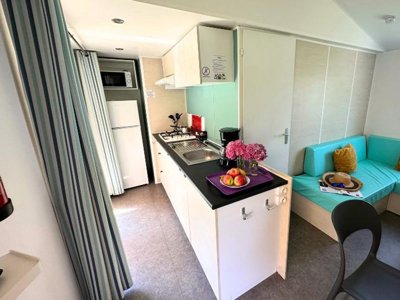 Cliquez pour découvrir toutes les photos de l'HÉBERGEMENT ! mobil-home - Les Pirons photo 3
