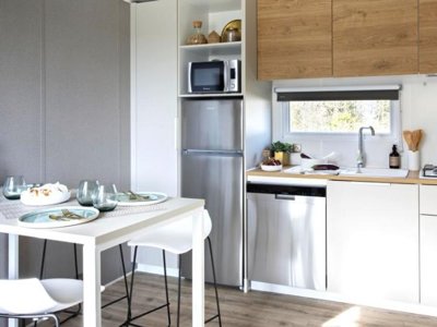 Cliquez pour découvrir toutes les photos de l'HÉBERGEMENT ! mobil-home - Les Pirons photo 3