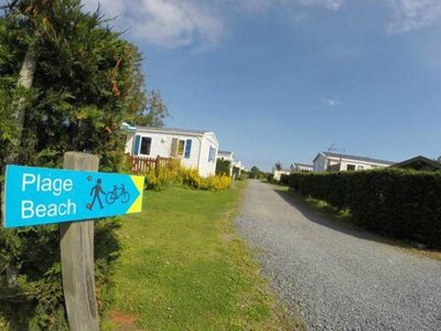 Cliquez pour découvrir toutes les photos de l'HÉBERGEMENT ! mobil-home - Le Robinson photo 2