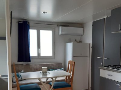 Cliquez pour découvrir toutes les photos de l'HÉBERGEMENT ! mobil-home - Les Peupliers photo 2