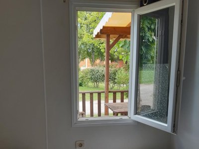 Cliquez pour découvrir toutes les photos de l'HÉBERGEMENT ! mobil-home - Les Peupliers photo 4