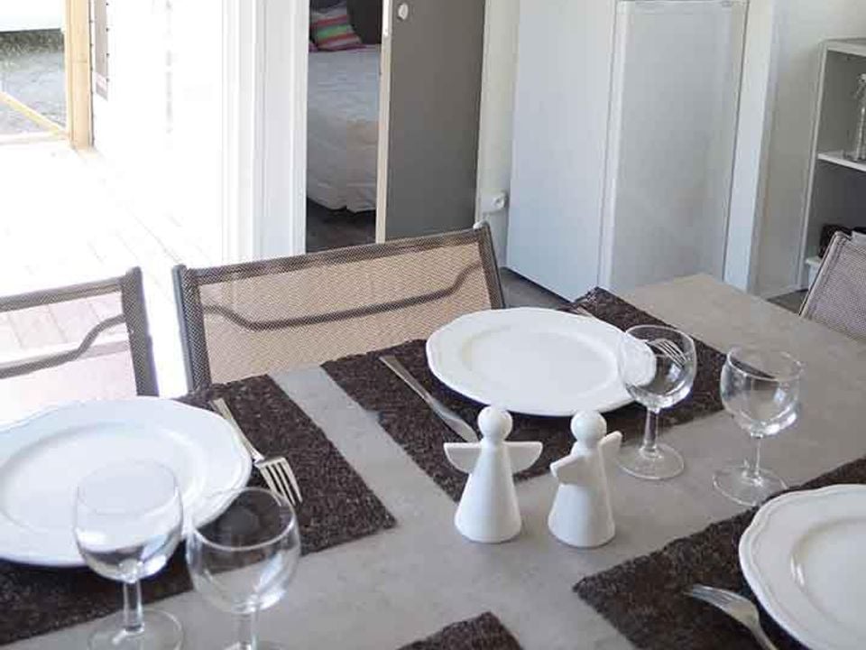 Cliquez pour découvrir toutes les photos de l'HÉBERGEMENT ! mobil-home - Le Helles photo 2