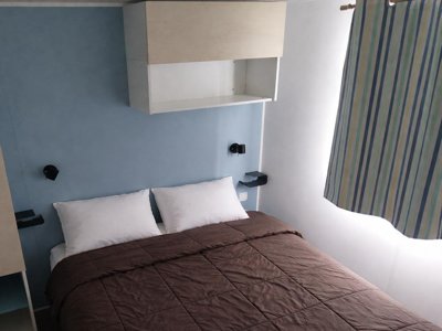 Cliquez pour découvrir toutes les photos de l'HÉBERGEMENT ! mobil-home - La Vie photo 4
