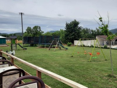 Cliquez pour découvrir toutes les photos de l'ÉTABLISSEMENT ! camping Les Chênes Clairs photo 10