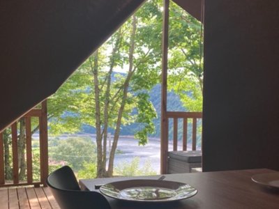 Cliquez pour découvrir toutes les photos de l'HÉBERGEMENT ! tente en toile et bois - Flower De Mars photo 4