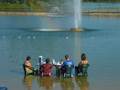 Cliquez pour découvrir toutes les photos de l'ÉTABLISSEMENT ! camping Du Lac De Cormoranche photo 14