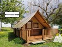 Cliquez pour découvrir toutes les photos de l'HÉBERGEMENT ! bungalow toilé - camping Du Lac De Cormoranche photo 2