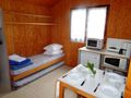Cliquez pour découvrir toutes les photos de l'HÉBERGEMENT ! bungalow - établissement Du Mûrier photo 2