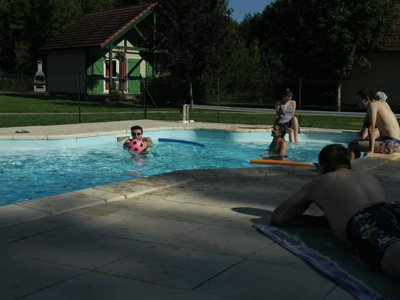 Cliquez pour découvrir toutes les photos de l'ÉTABLISSEMENT ! camping Village Chalets – Le Rû Du Pré photo 27