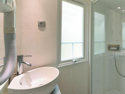 Cliquez pour découvrir toutes les photos de l'HÉBERGEMENT ! mobil-home - Flower Le Kergariou photo 7
