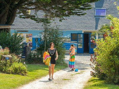 Cliquez pour découvrir toutes les photos de l'ÉTABLISSEMENT ! camping Flower Le Kergariou photo 14