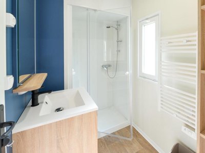 Cliquez pour découvrir toutes les photos de l'HÉBERGEMENT ! mobil-home - Flower Le Kergariou photo 8