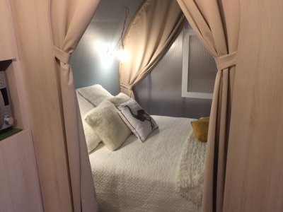 Cliquez pour découvrir toutes les photos de l'HÉBERGEMENT ! tente en toile et bois - RCN La Ferme Du Latois photo 2