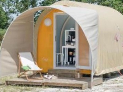 Cliquez pour découvrir toutes les photos de l'HÉBERGEMENT ! bungalow toilé - Le Mas De Reilhe photo 6