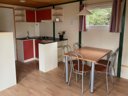 Cliquez pour découvrir toutes les photos de l'HÉBERGEMENT ! chalet - camping Le Mas De Reilhe photo 3