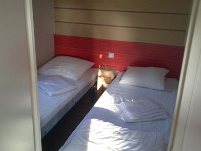 Cliquez pour découvrir toutes les photos de l'HÉBERGEMENT ! mobil-home - Le Mont Joli Bois photo 4
