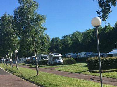 Cliquez pour découvrir toutes les photos de l'ÉTABLISSEMENT ! camping Le Mont Joli Bois photo 20