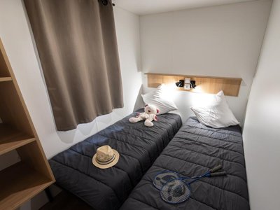 Cliquez pour découvrir toutes les photos de l'HÉBERGEMENT ! mobil-home - Flower La Pinède photo 6