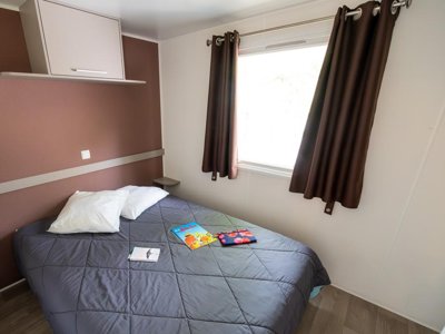 Cliquez pour découvrir toutes les photos de l'HÉBERGEMENT ! mobil-home - Flower La Pinède photo 4