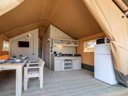 Cliquez pour découvrir toutes les photos de l'HÉBERGEMENT ! tente - camping Estival Vendrell Platja photo 2