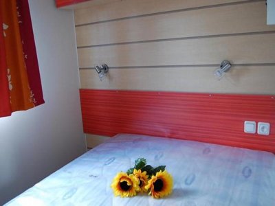 Cliquez pour découvrir toutes les photos de l'HÉBERGEMENT ! mobil-home - Du Golf photo 3